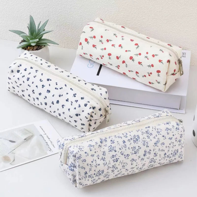 Cartoon Floral Printing Pen Bag