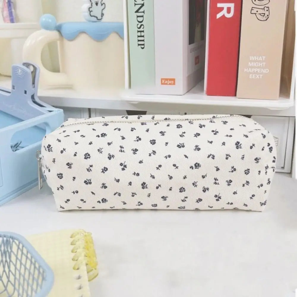 Small Fresh Floral Pen Bag Large Capacity Pencil Case