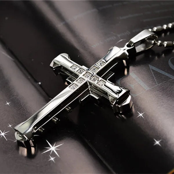 Men's diamond cross pendant necklace fashion trend jewelry gift