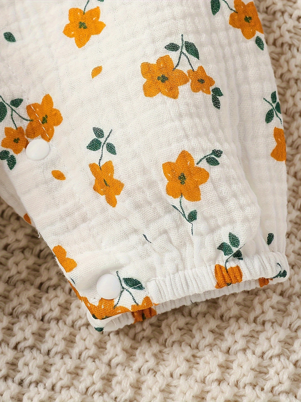 Baby's Bowknot Decor Flower Pattern Cotton Bodysuit