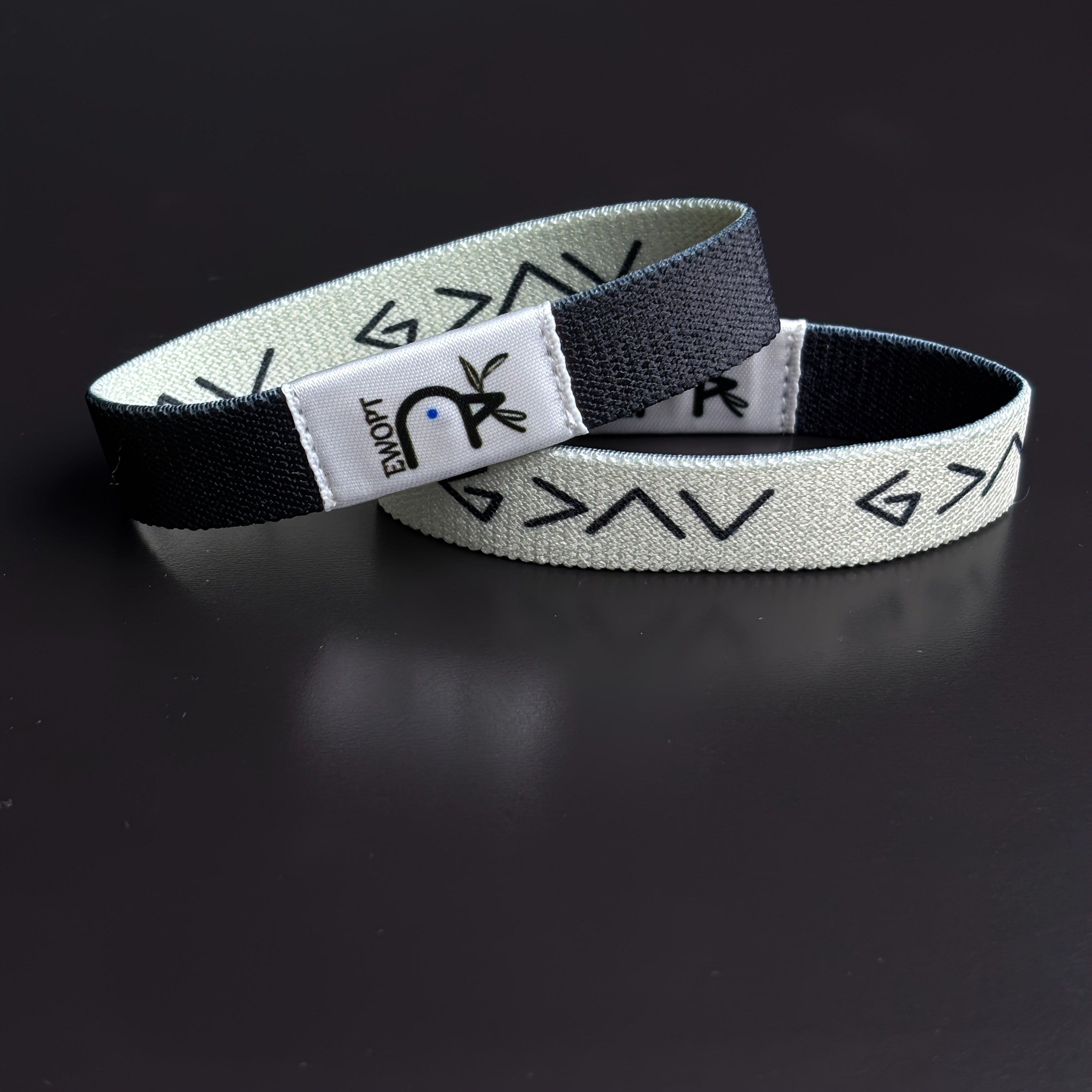 EWOPT Bible Bracelets Daily Verse Phone Tap